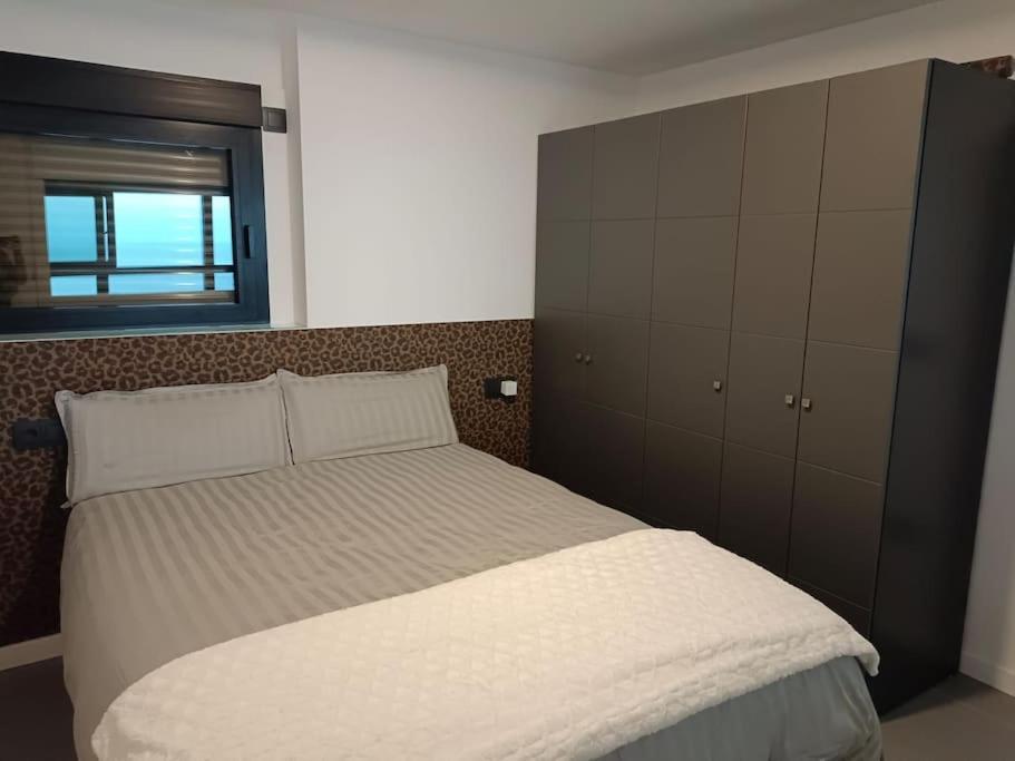 Estupendo Apartamento En Planta 23 Primera Linea Benidorm Eksteriør bilde